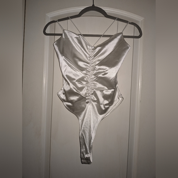 7. NWT SER.O.YA CARSEN BODYSUIT - Picture 6 of 7